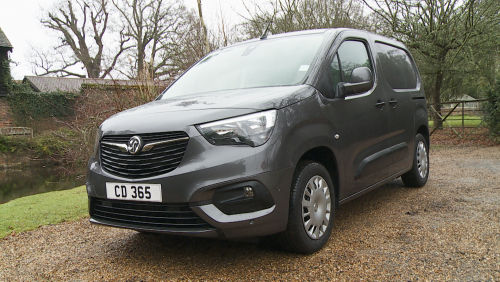 VAUXHALL COMBO CARGO XL ELECTRIC 100kW Prime Plus 52kWh H1 Van Auto view 1